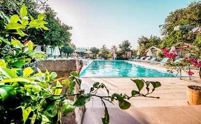 Leda Beach Hotel