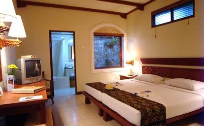 Bali Mandira Beach Resort (Legian)