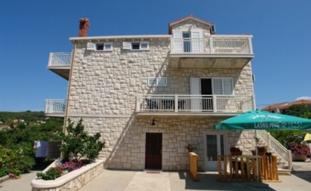 Apartmány Leontina