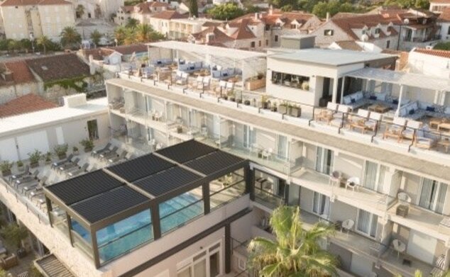 Hotel Osam