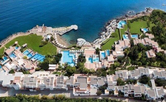 Saint Nicolas Bay Resort Hotel & Villas