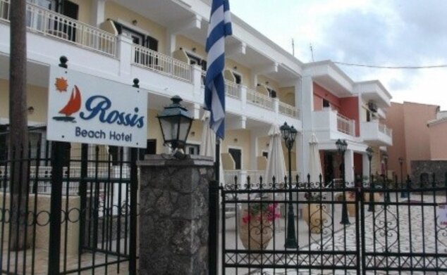 Hotel Rossis Beach