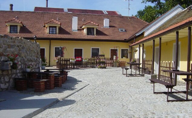 Zámecký Penzion Rotunda