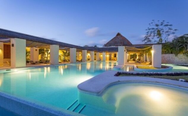 Grand Palladium White Sand Resort & Spa