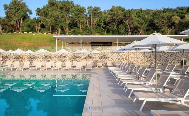 Hotel Aelos Beach Resort