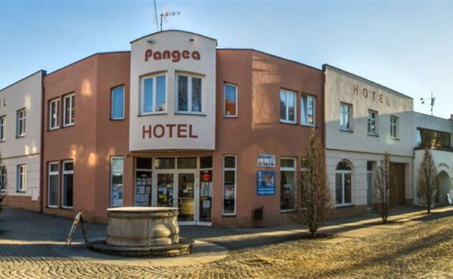 Hotel Pangea