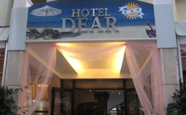 Hotel Dear