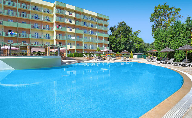 Ariti Grand