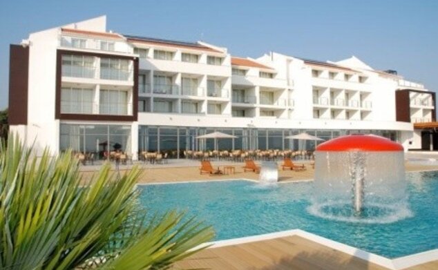 Otrant Beach Hotel