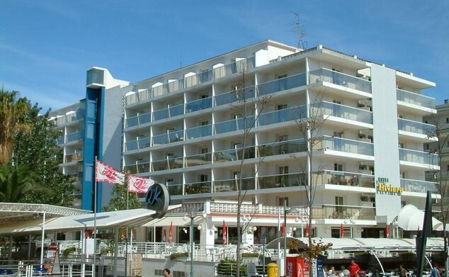 Riviera Hotel