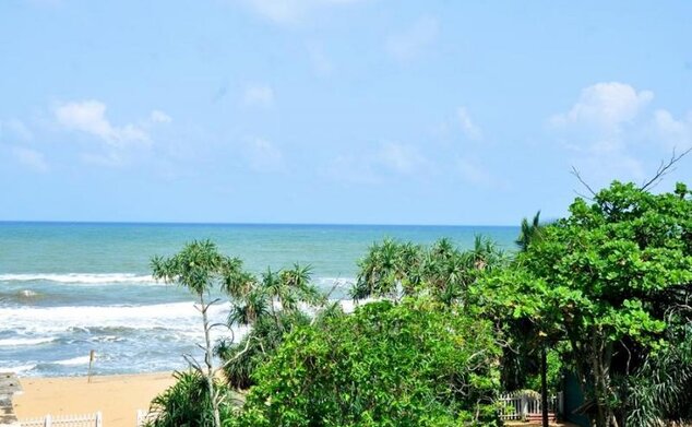 Green Shadows Beach Hotel