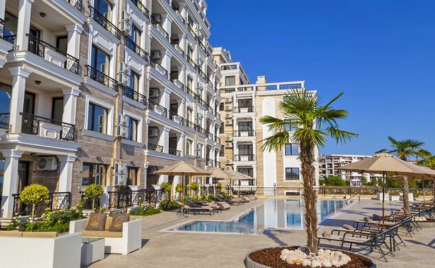 Hotel Onyx Beach Residence