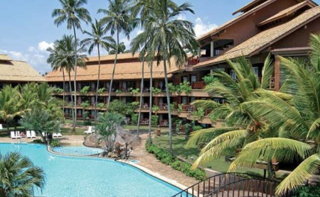 Royal Palms Beach Hotel