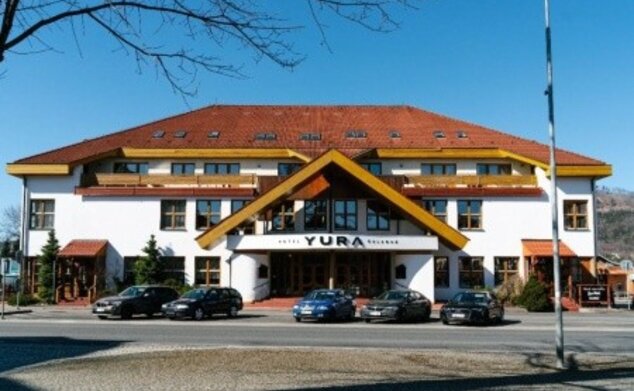 Hotel Yura