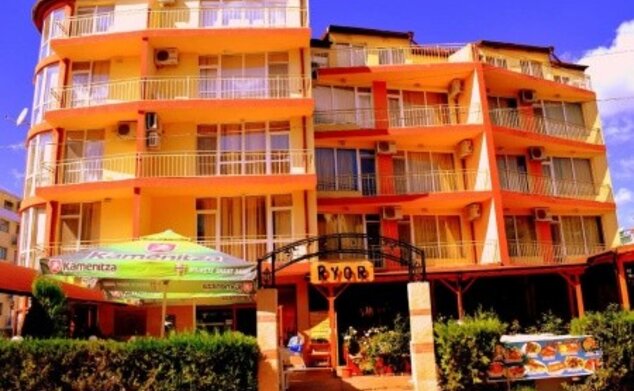 Ryor Hotel