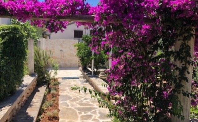 Villa Mate