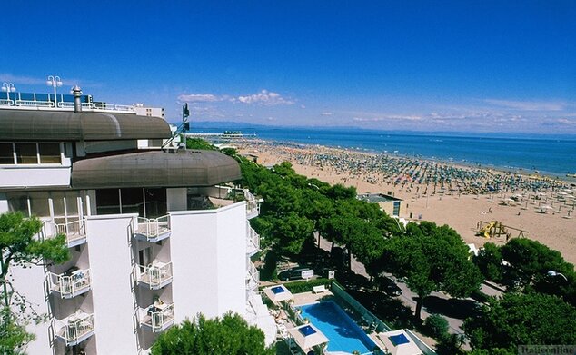 Playa Grand Hotel