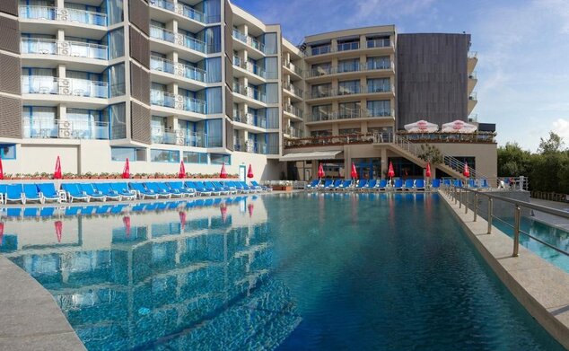 Hotel Slavey