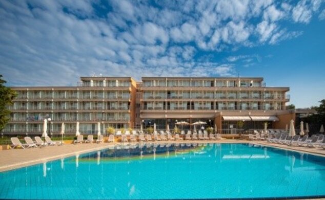 Arena Hotel Holiday