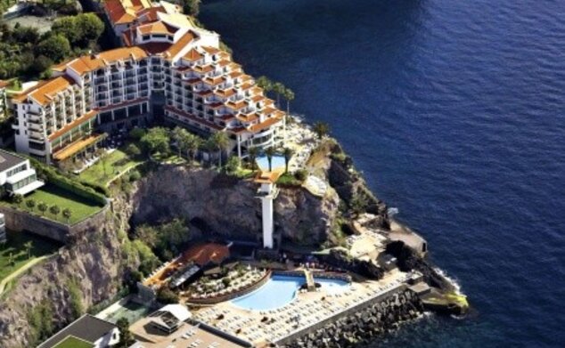 The Cliff Bay (Porto Bay)