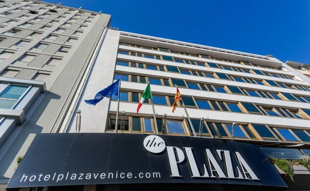 Hotel Plaza