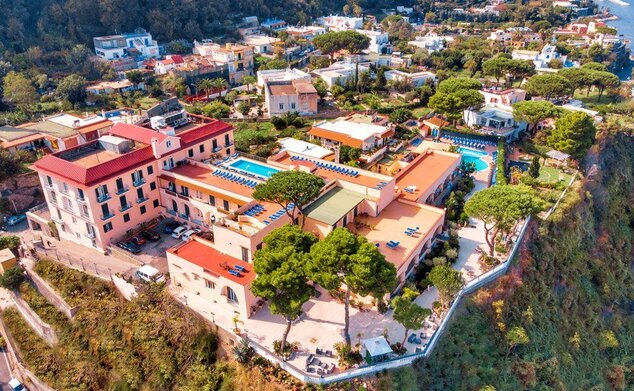 Hotel Cristallo Palace