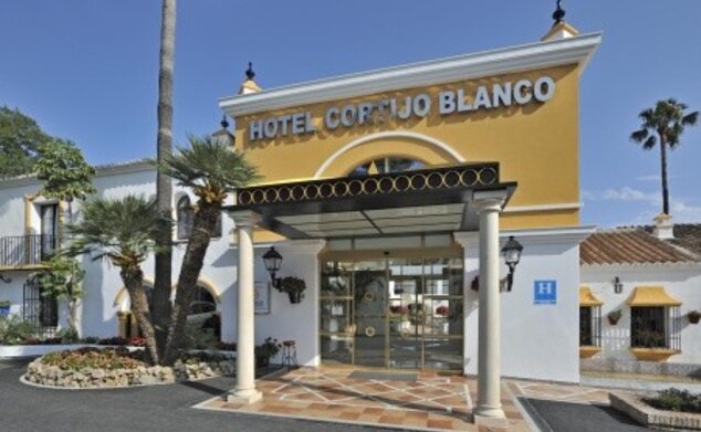 Globales Cortijo Blanco Hotel