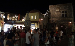 Rhodos - noční Old Town