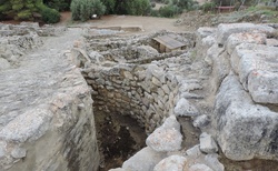 Palác Faistos - cisterny