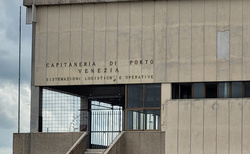 Benátky - u Capitaneria di Porto Venezia