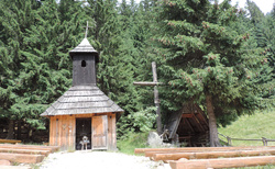 Dolina Chocholowská - Polana Chocholówska - kaplička Sv. Jana Křtitele