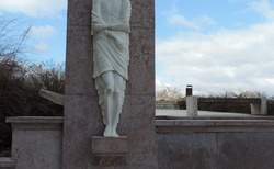 Maďarsko - Veszprém Vár - socha svatého