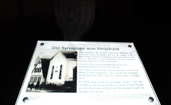 50 Hirschaid-místo bývalé synagogy,která padla za obět křištálové noci-text