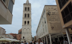 Zadar - Široka ulica a vež sv. Stosij