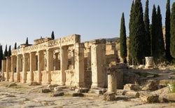 Hierapolis - hlavní třída - záchody