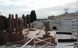 Sicílie _ Sirakusa - Parco archeologico della Neapoli - Řecký amfiteatr