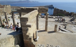 Pozůstatky řeckého amfiteátru
