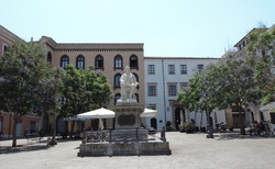 Sassari - Piazza Tola