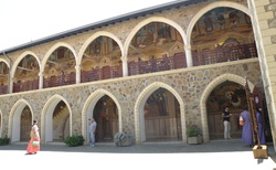 Kypr - pohoří Troodos - klášter Kykkos
