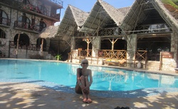 bazén a restaurace hotelu Samaki