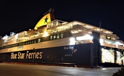 Trajekt v pristave Pireus.