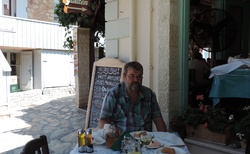 Agios Nikitas - oběd v taverně Maistros