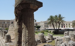 Sicílie _ Sirakusa - Tempio di Apollo