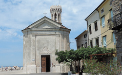 Piran Prešernovo nabrežje - Cerkev Marije Zdravja