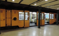 Vorosmarty tér - metro
