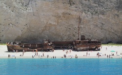 Pláž Navagio s vrakem lodi