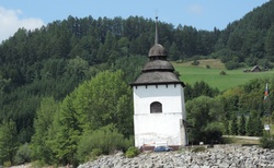 Liptovská Mara - gotický kostel Panny Marie