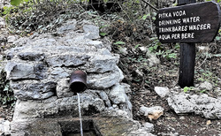 Prameń pitnej vody v NP Paklenica