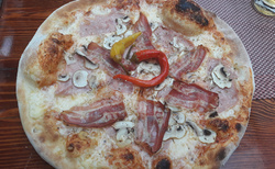 Trogir - pizzerie Jambo