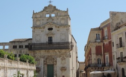 Sicílie _ Sirakusa - Sanctuary Lucia na Piazza Duomo